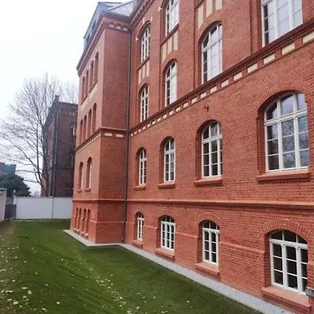 Waterlane Apartament Apartment *